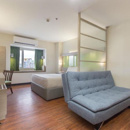 סן פרננדו Microtel Inn & Suites By Wyndham San Fernando מראה חיצוני תמונה