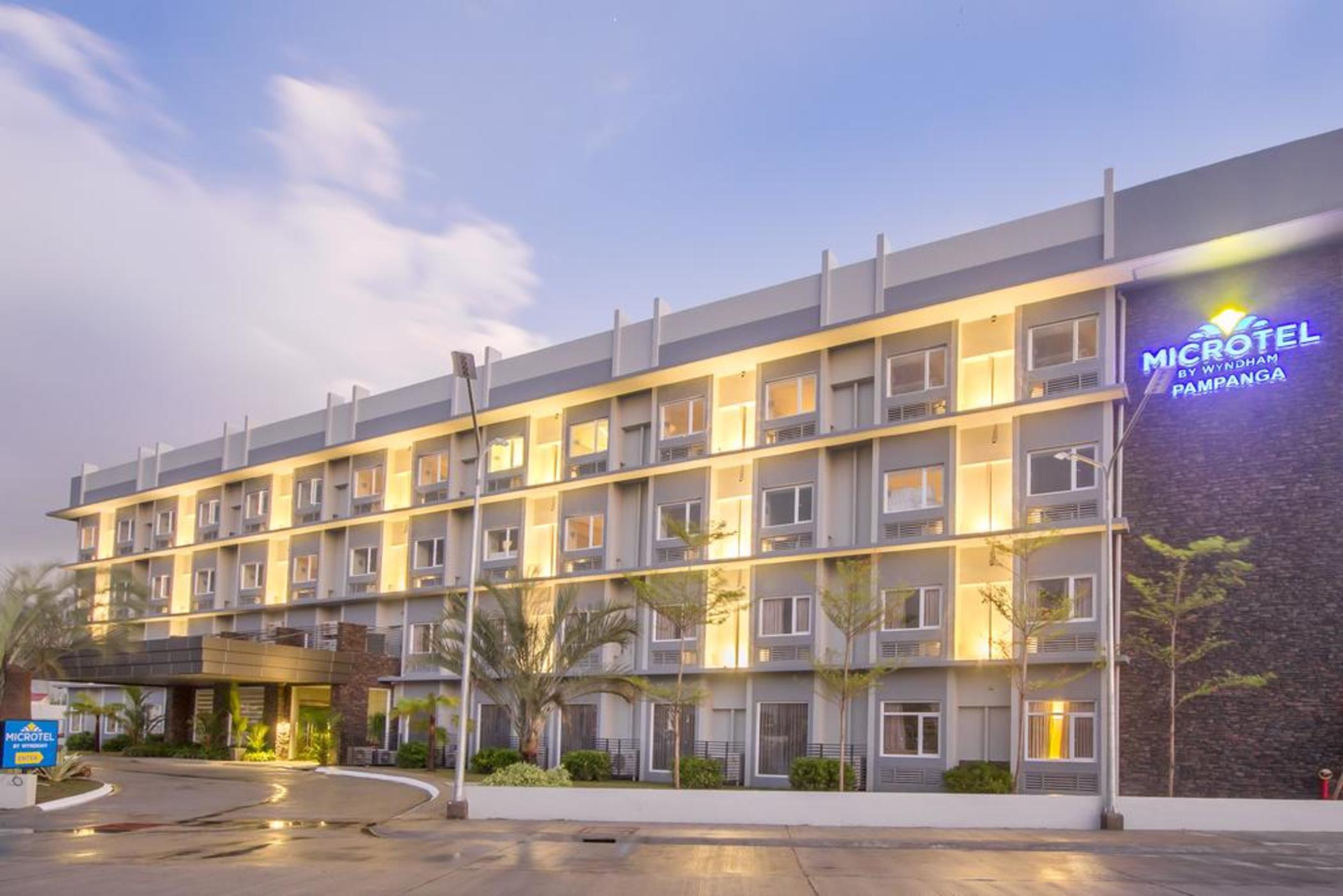 סן פרננדו Microtel Inn & Suites By Wyndham San Fernando מראה חיצוני תמונה