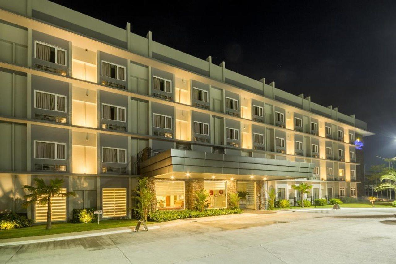 סן פרננדו Microtel Inn & Suites By Wyndham San Fernando מראה חיצוני תמונה